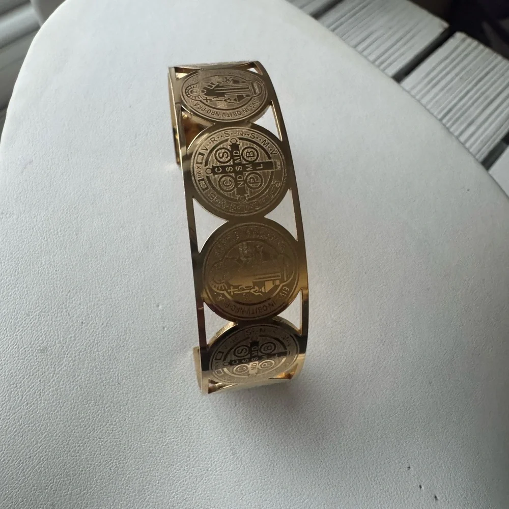 Chic Gold Coin Cuff Bracelet - Picture 6 of 14